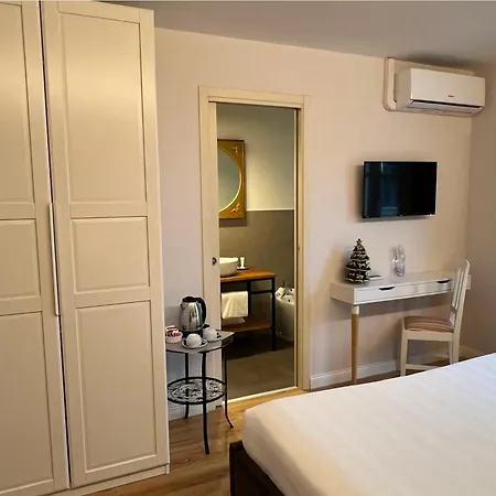 לינה וארוחת בוקר Corteviva Boutique
